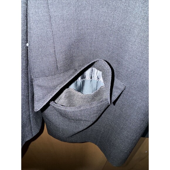 Brooks Brother’s Suit Jacket Mens 38 Navy Blue Blazer 3 Button Made in USA - Picture 4 of 10